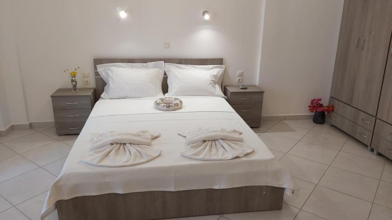 Nikko'S Apartments Elafonisos Екстер'єр фото