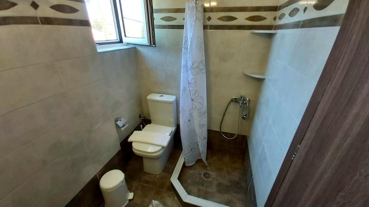 Nikko'S Apartments Elafonisos Екстер'єр фото
